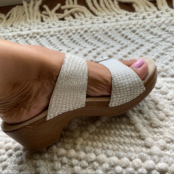 Dansko shoes - Picture 2 of 7